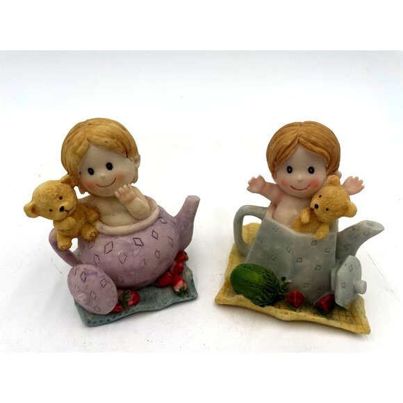 Baby Figurines In Teapots Teapot Blankies Teddy Bears - Picture 1 of 5